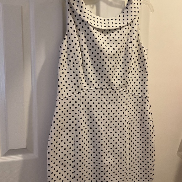 Polkadot dress from Lands’ End - Picture 7 of 8
